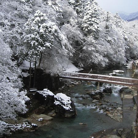 Shima-Onsen Toshimaya Nakanojo Экстерьер фото