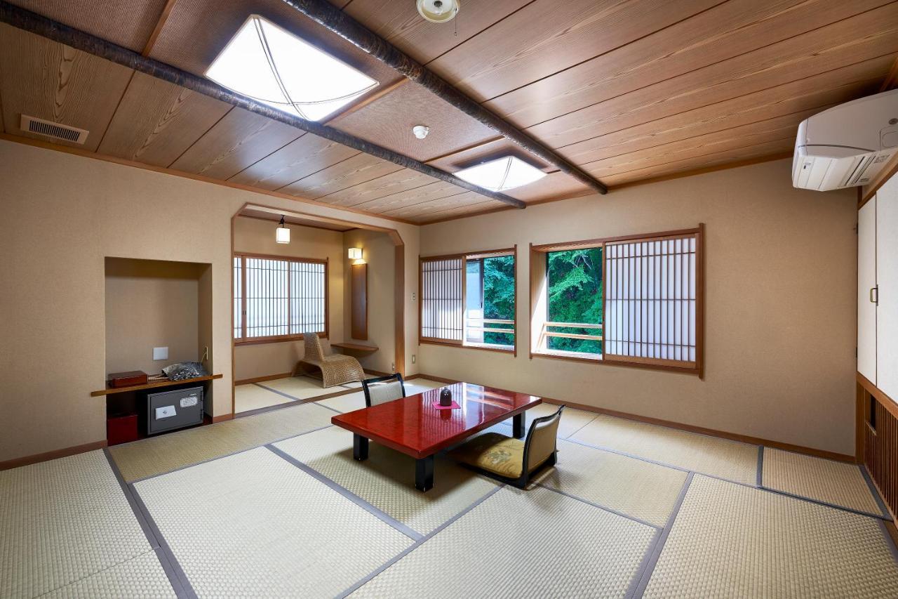 Shima-Onsen Toshimaya Nakanojo Экстерьер фото